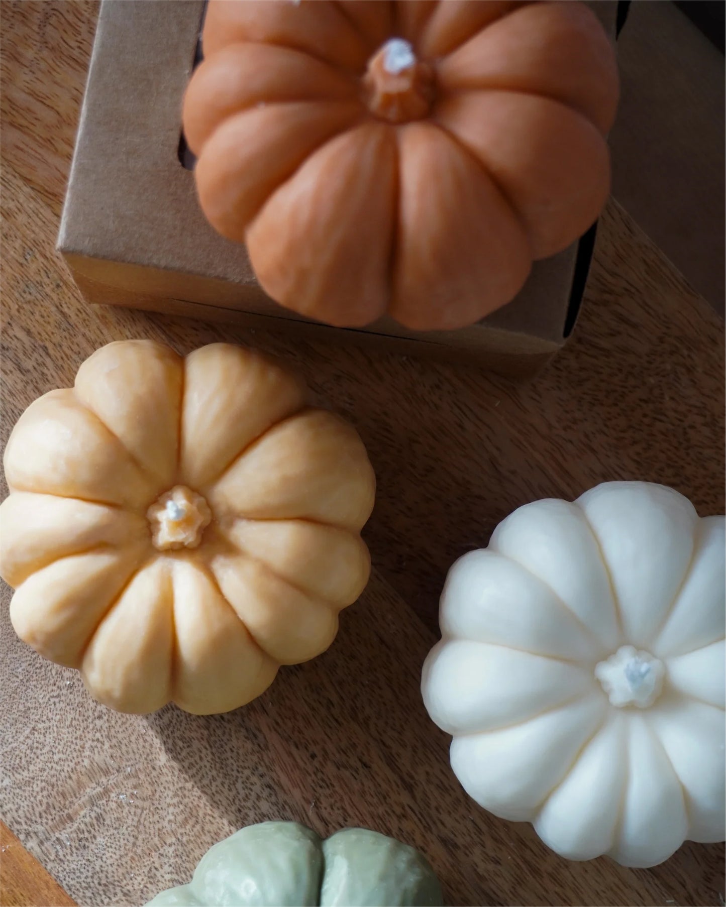 Pumpkin Delight - Scented Soy Wax Candle (Pack of 4)